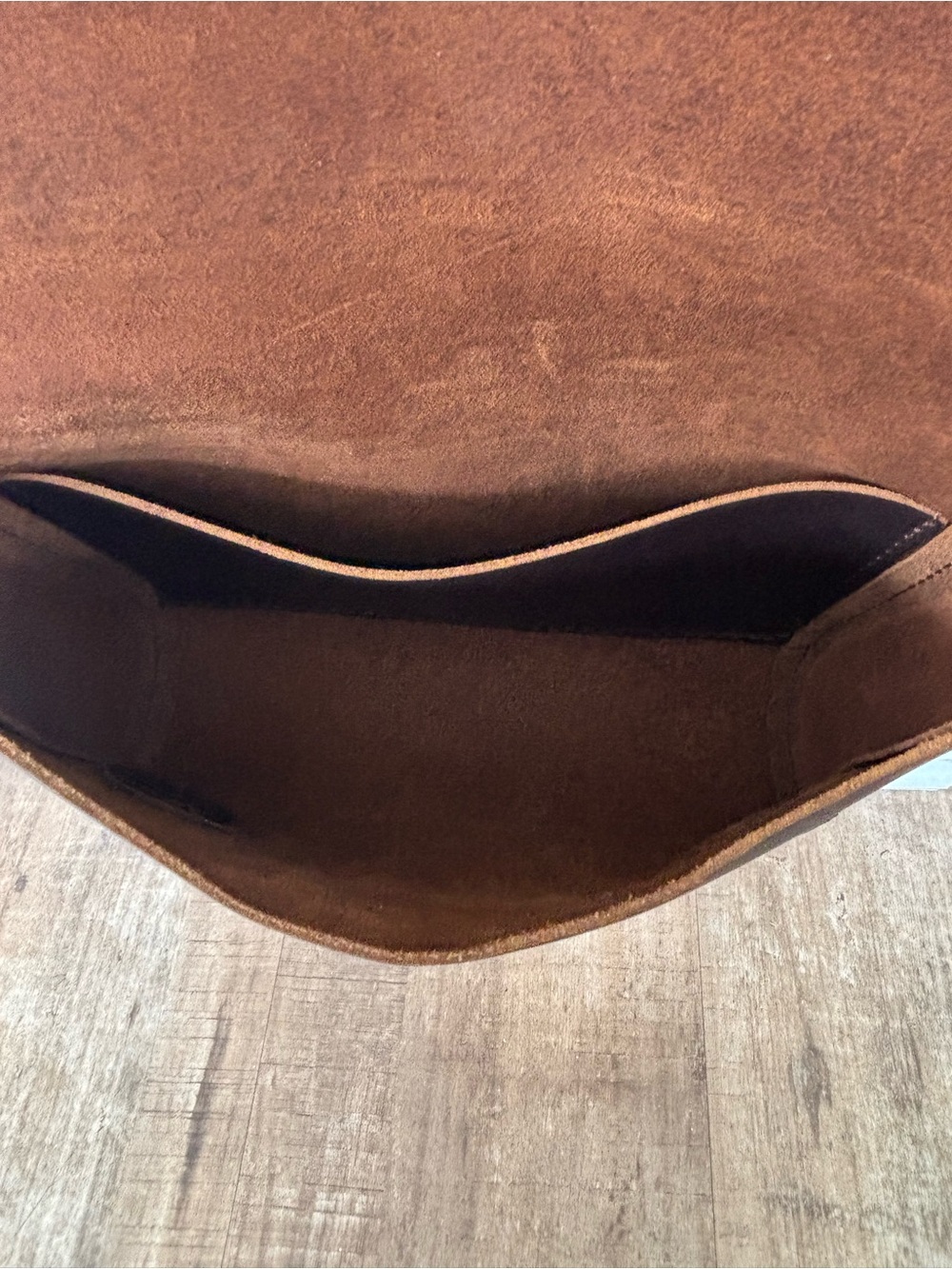 Portland Leather Company Metro Crossbody coldbrew with gold hardware Medium - Picture 6 of 8